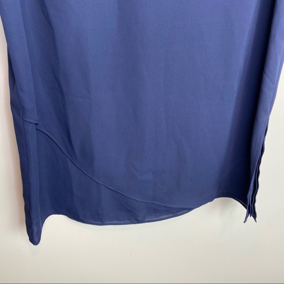 NWT Tahari Arthur S. Levine navy sleeveless blouse size XS - Picture 2 of 6